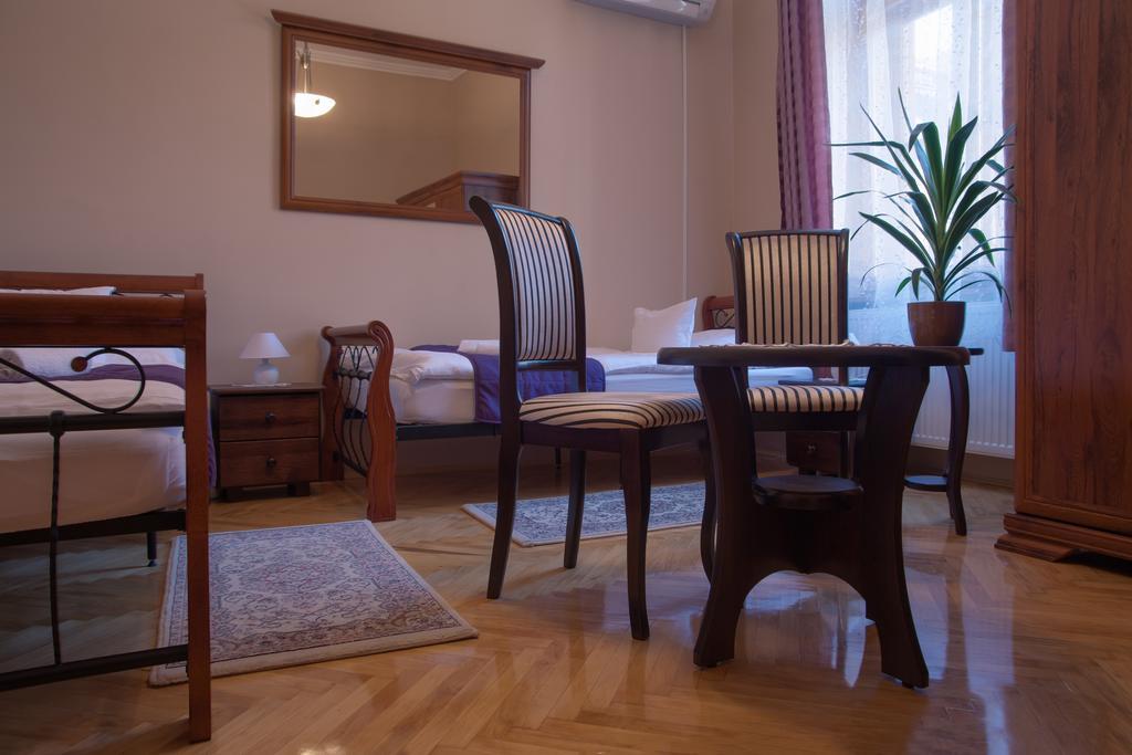 Hotel Csanabella House Segedyn Pokój zdjęcie